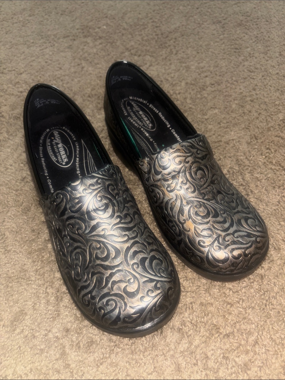 Easy Works by Easy Street Professional Clogs Size 11